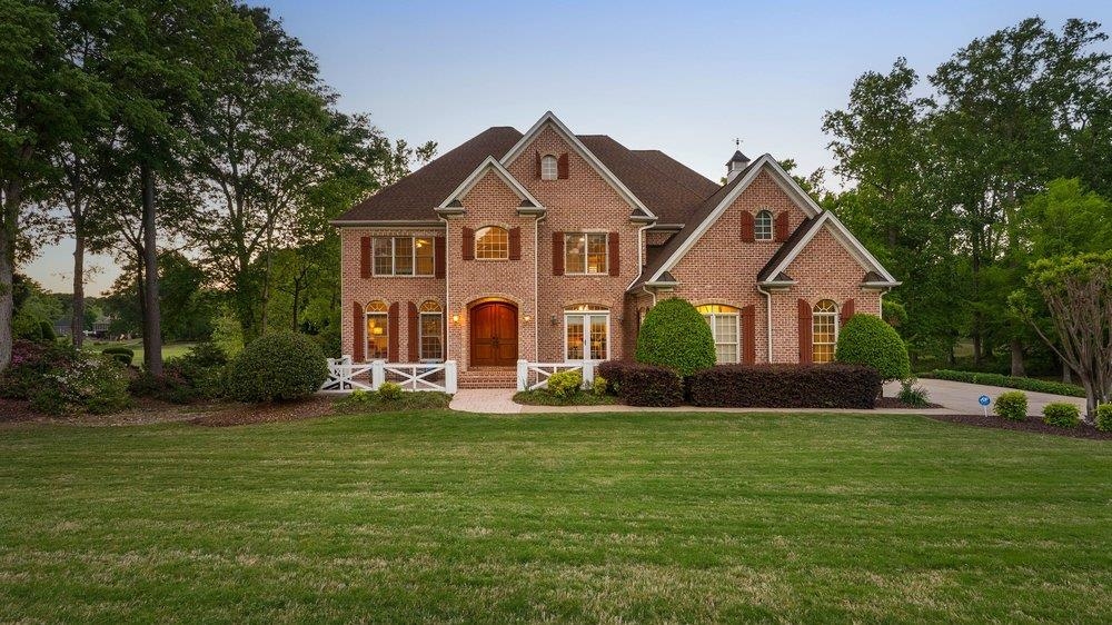394 Crepe Myrtle Drive Greer, SC 29651 - Photo 2 of 50