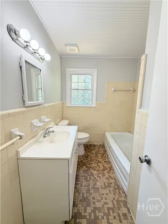 $1,795 | 125 Lillian Drive, Athens, GA 30606