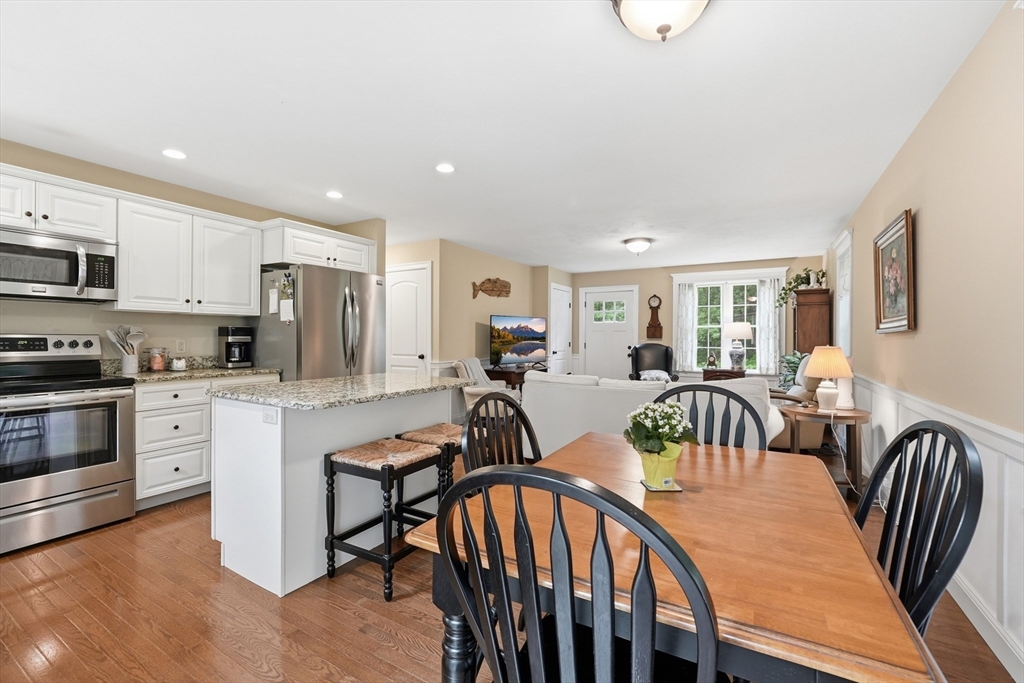 215 Sarty Road Warren, MA 01585 - Photo 5 of 35