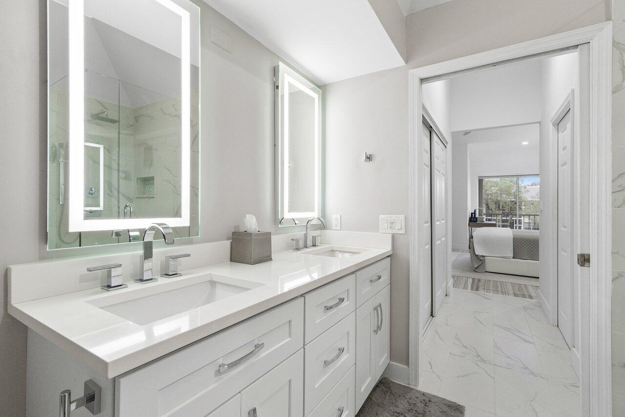5083 Lake Catalina Drive, Unit B Boca Raton, FL 33496 - Photo 23 of 56 Primary Bathroom