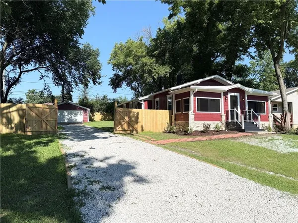$194,900 | 7930 Michigan Avenue, Kansas City, MO 64132