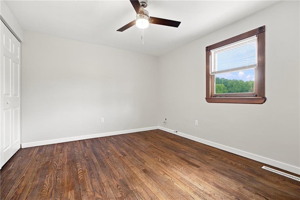 1685 Brodhead Road, Unit 1 Coraopolis, PA 15108 - Photo 14 of 24