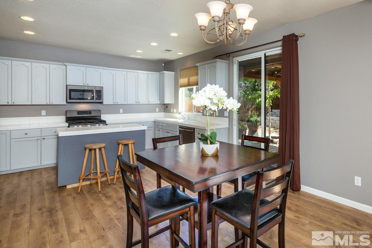 1770 Cavern Drive Reno, NV 89521 - Photo 9 of 25 Photo 9