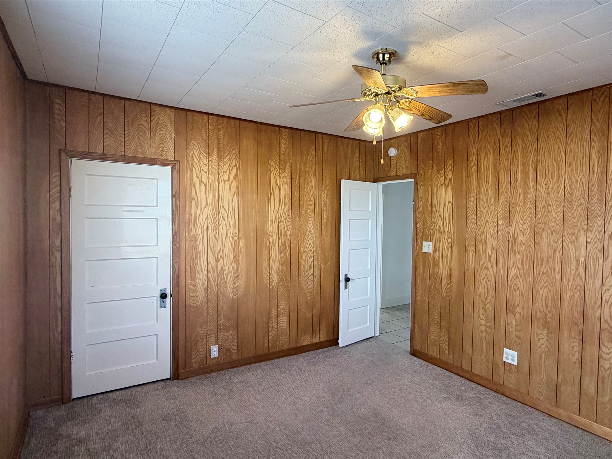 500 Greasy Bend Road Smithville, TX 78957 - Photo 11 of 21 Bedroom 1
