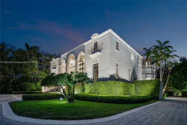$18,500,000 | 26 Tahiti Beach Island Road, Coral Gables, FL 33143
