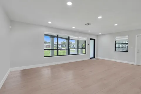 $515,000 | 1054 Wyoming Avenue, Fort Lauderdale, FL 33312