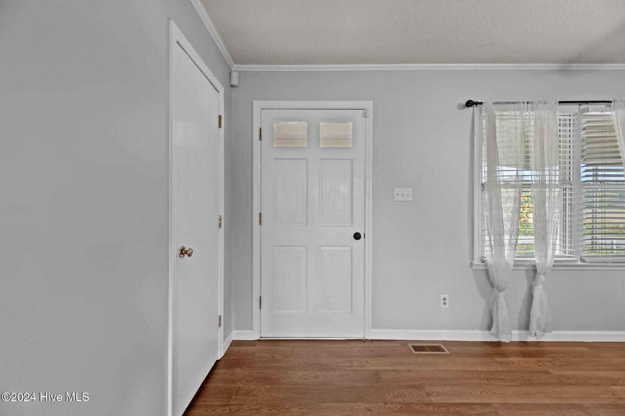 133 Mill Road Vanceboro, NC 28586 - Photo 16 of 44 Entry WAy