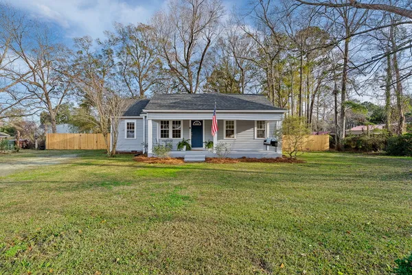 $289,000 | 208 Newell Street, Moncks Corner, SC 29461