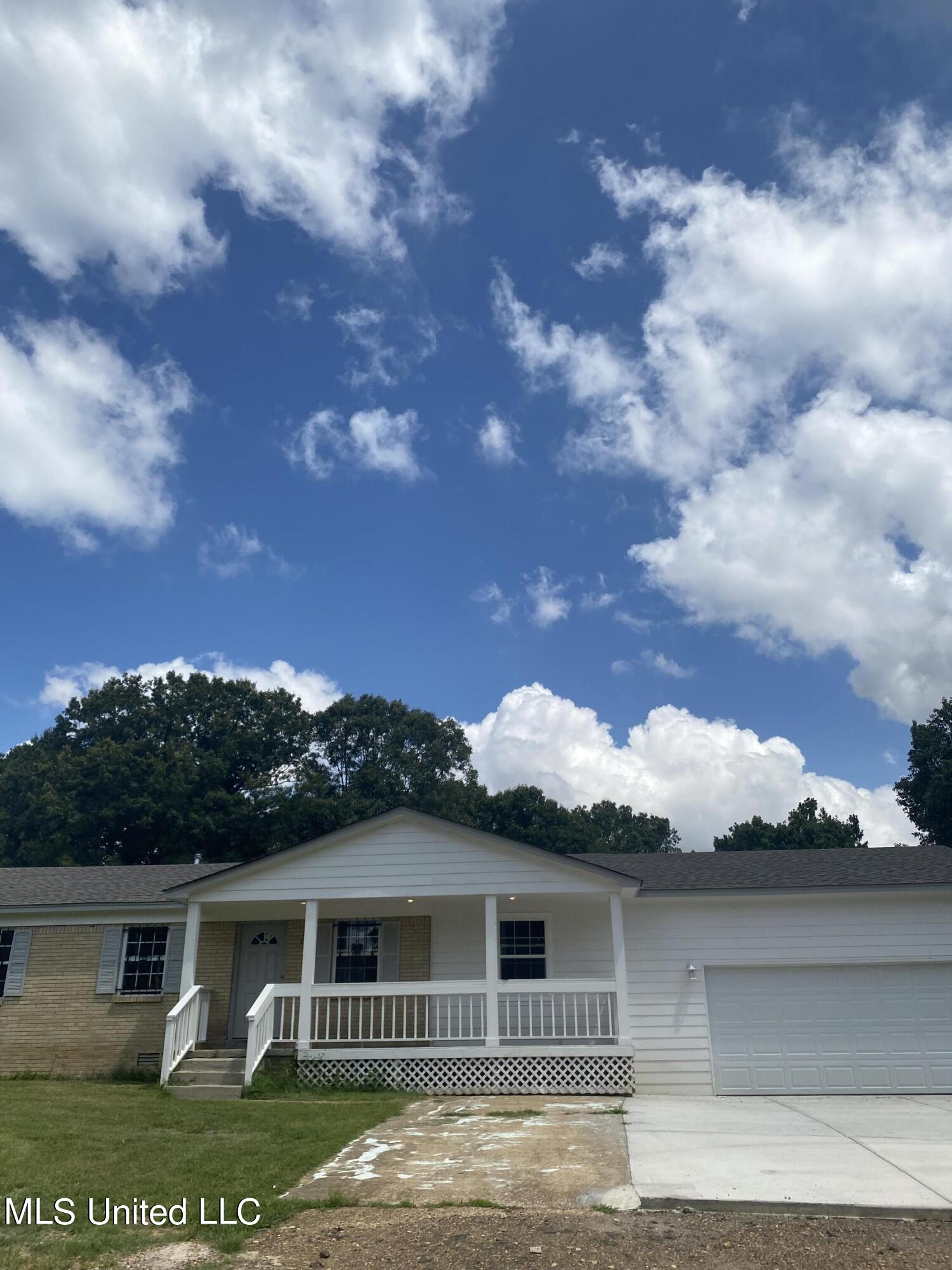 4404 Arkabutla Road Coldwater, MS 38618 - Photo 3 of 13 2023-06-22 11.22.20