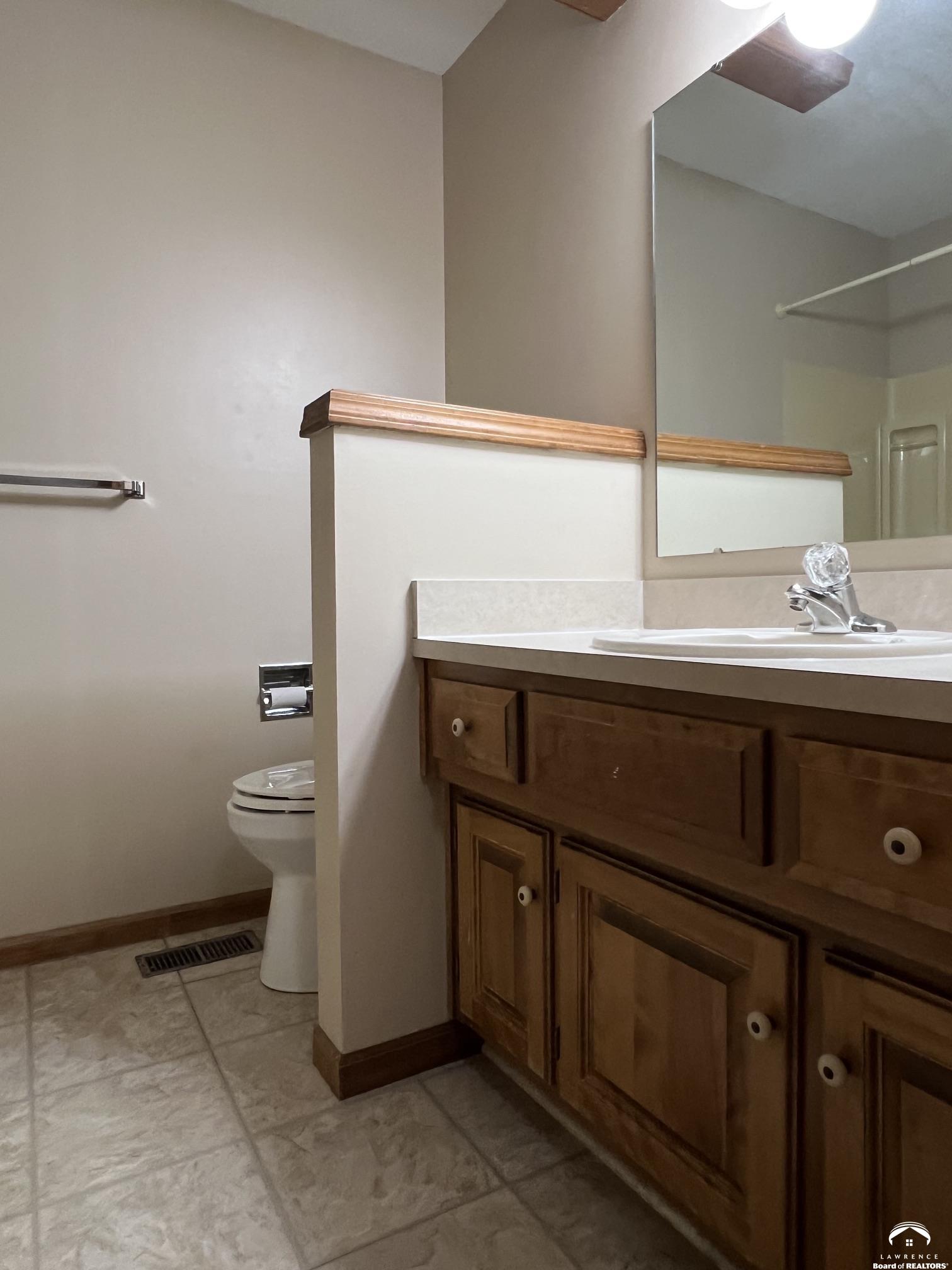 3607 Boulder Court Lawrence, KS 66049 - Photo 25 of 72