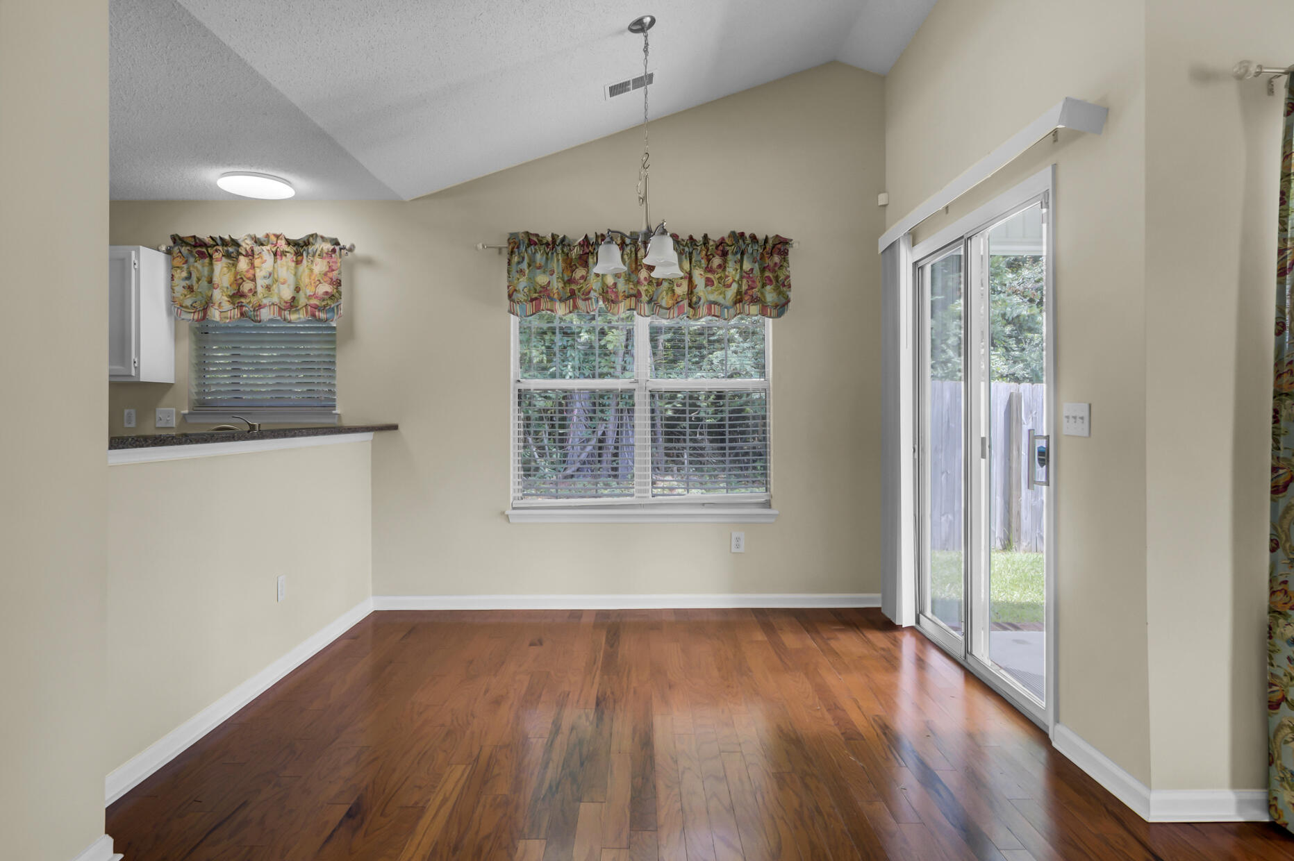 224 Windsor Mill Road Goose Creek, SC 29445 - Photo 12 of 35 (13)