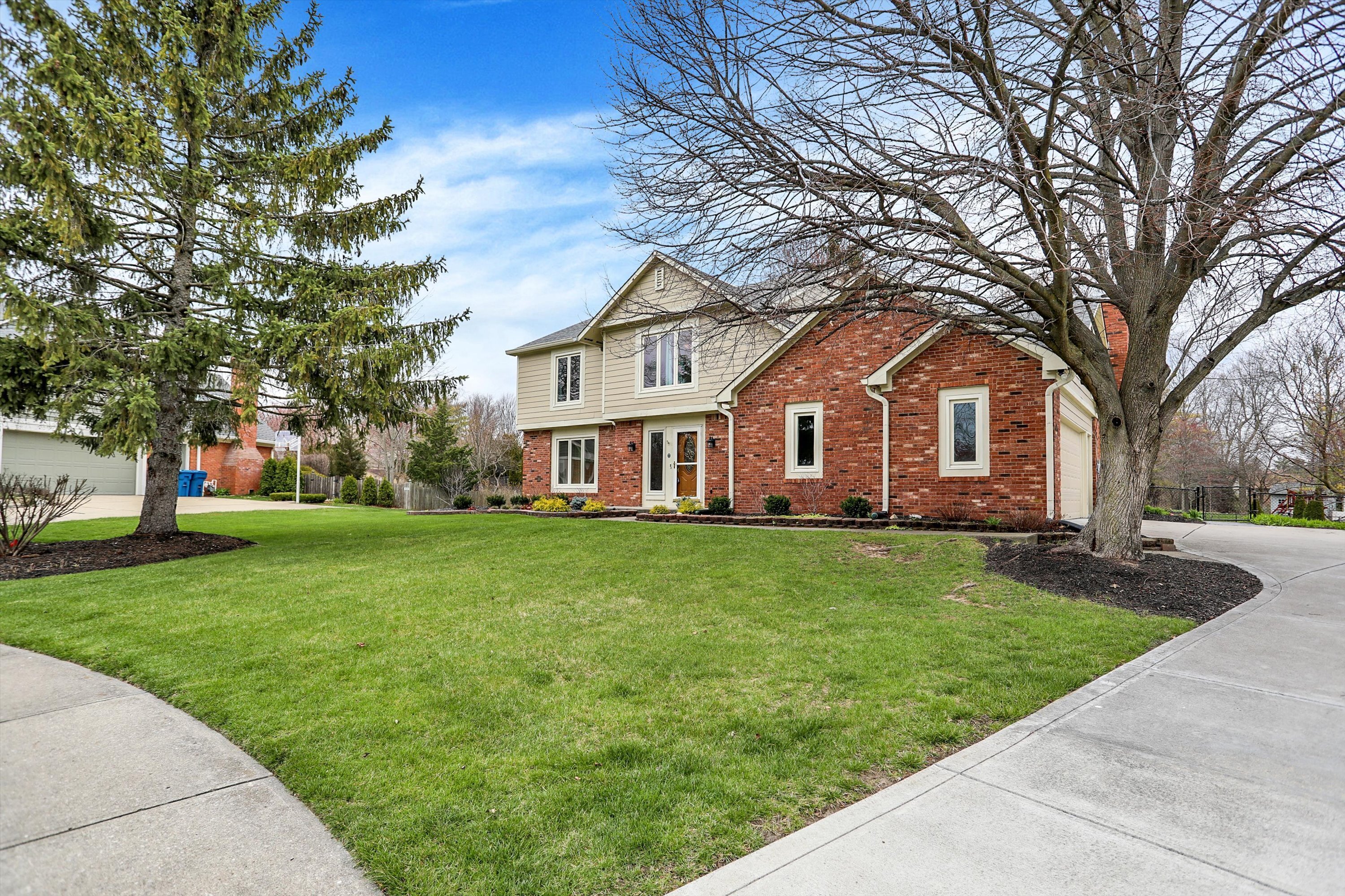 862 Bennett Road Carmel, IN 46032 - Photo 4 of 43 Gallery Image 4