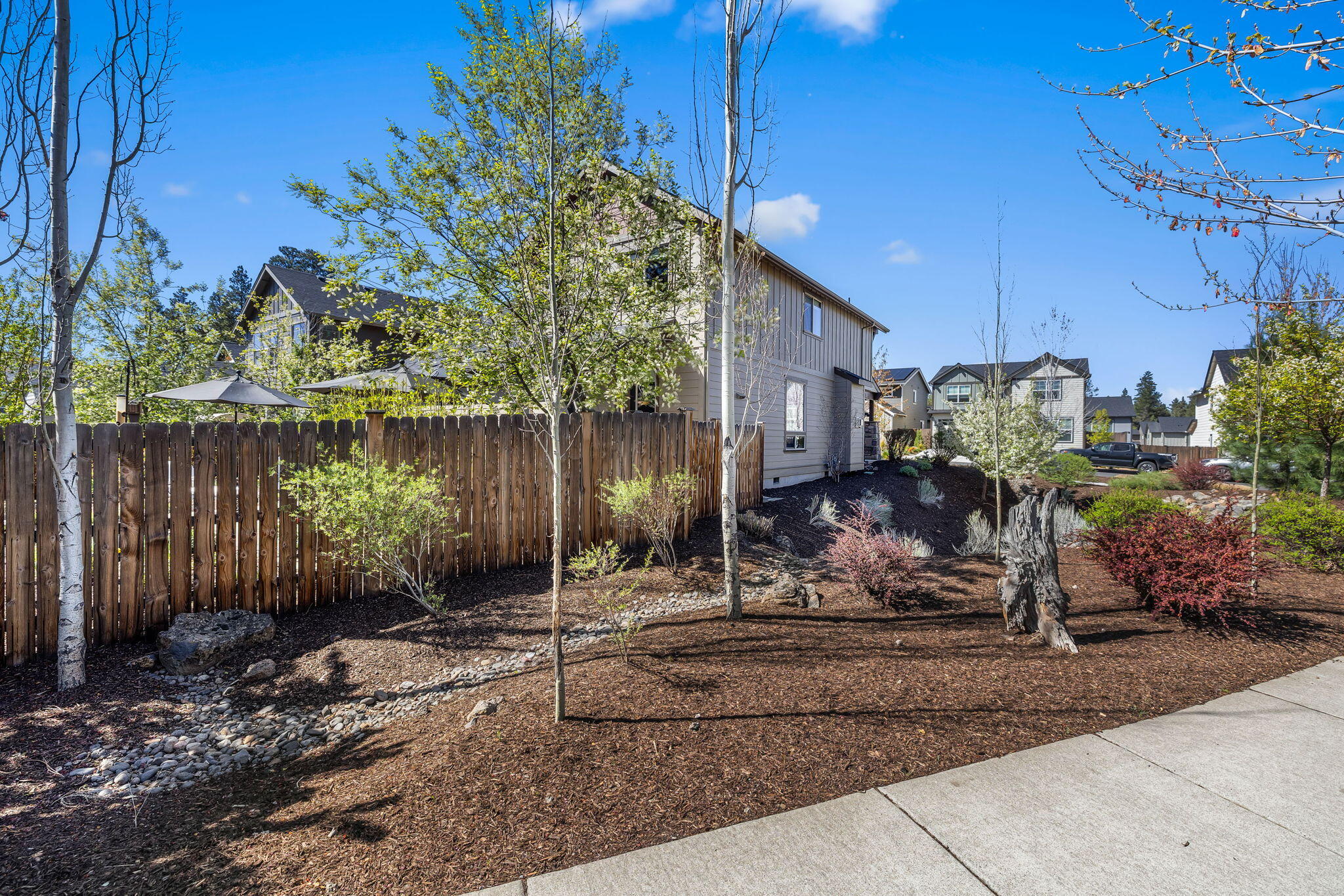 20177 Roper Lane Bend, OR 97703 - Photo 4 of 62 Gallery Image 4