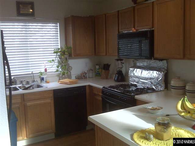 4594 Sage Rose Way Reno, NV 89502 - Photo 3 of 8 Photo 3