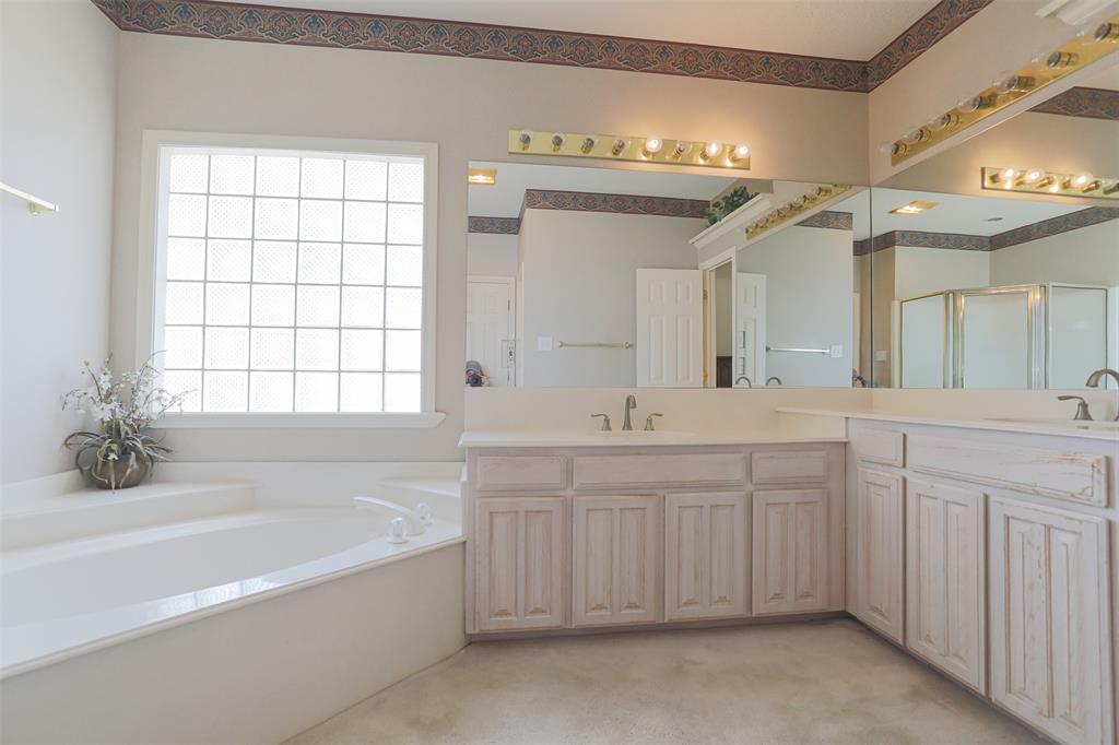 7005 Meadowside Road South Fort Worth, TX 76132 - Photo 14 of 25 Primary