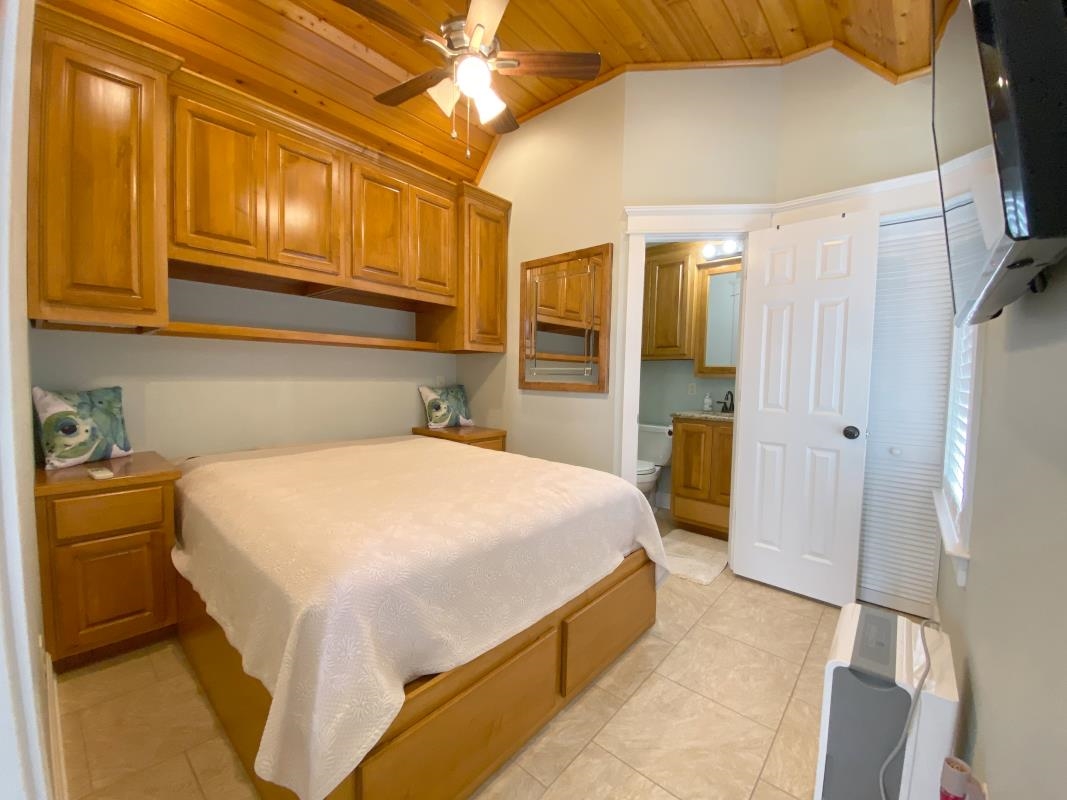 28888 Canal Road, Unit 71 Orange Beach, AL 36561 - Photo 5 of 9 Bedroom