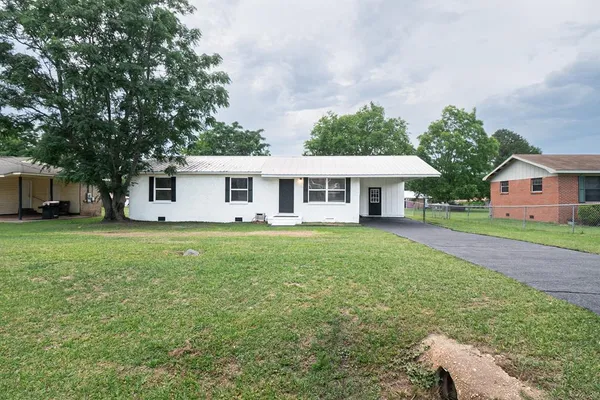 $159,999 | 213 Rock Creek Road, Headland, AL 36345