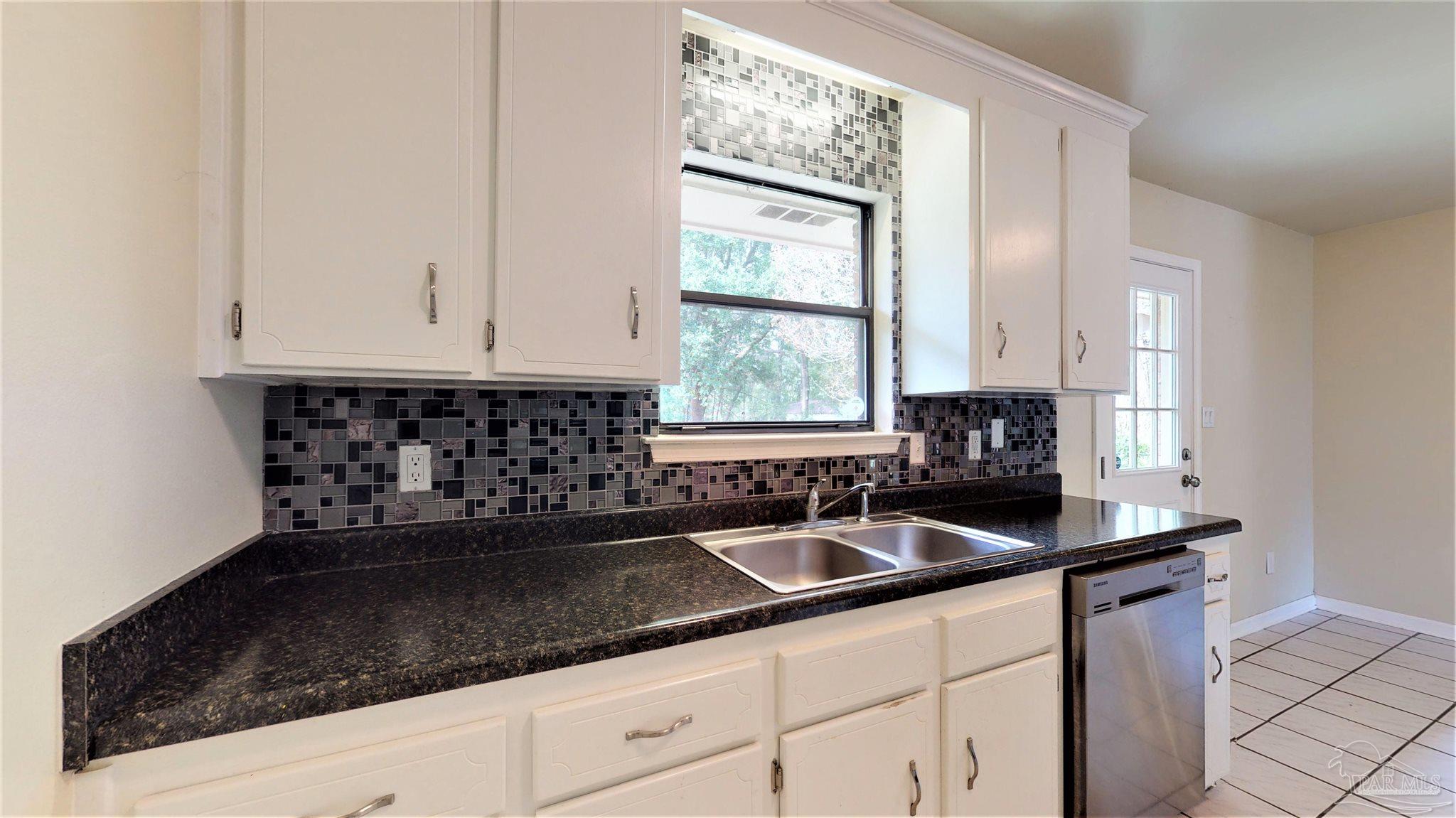 2576 West Kingsfield Road Cantonment, FL 32533 - Photo 17 of 27 Gallery Image 17
