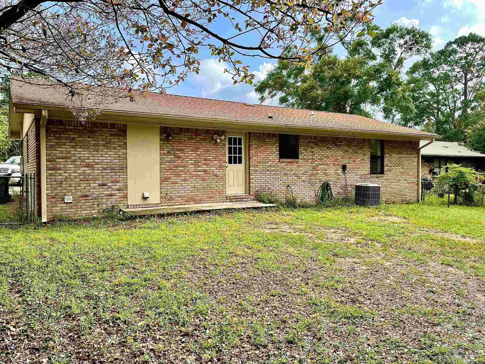 2576 West Kingsfield Road Cantonment, FL 32533 - Photo 5 of 27 Gallery Image 5
