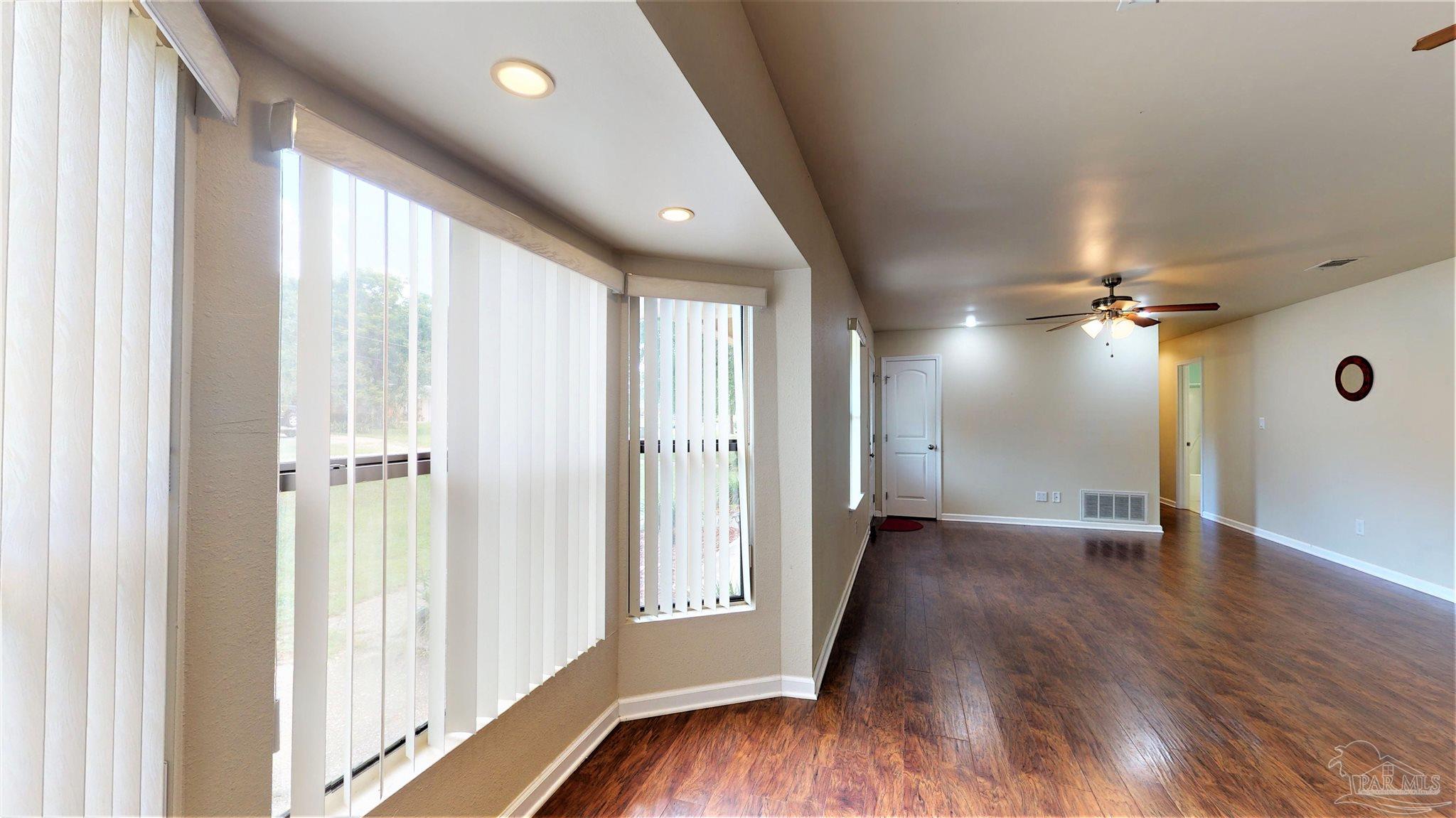 2576 West Kingsfield Road Cantonment, FL 32533 - Photo 7 of 27 Gallery Image 7