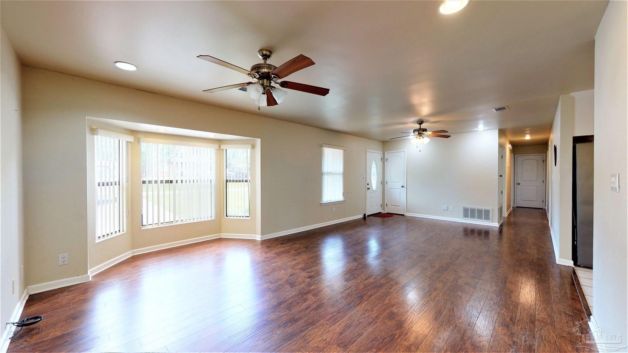 2576 West Kingsfield Road Cantonment, FL 32533 - Photo 9 of 27 Gallery Image 9