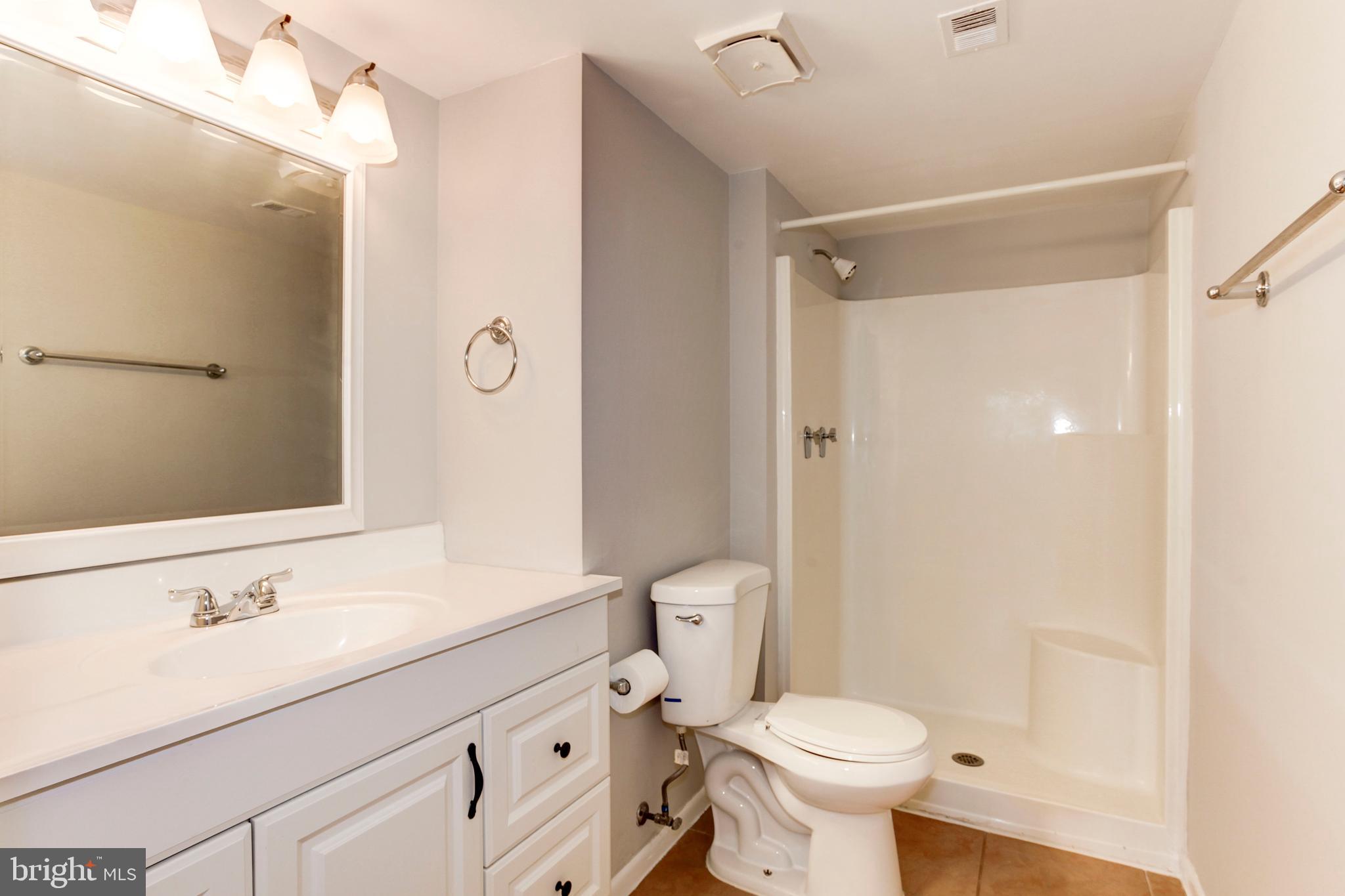 11557 Rolling Green Court, Unit 201 Reston, VA 20191 - Photo 18 of 29
