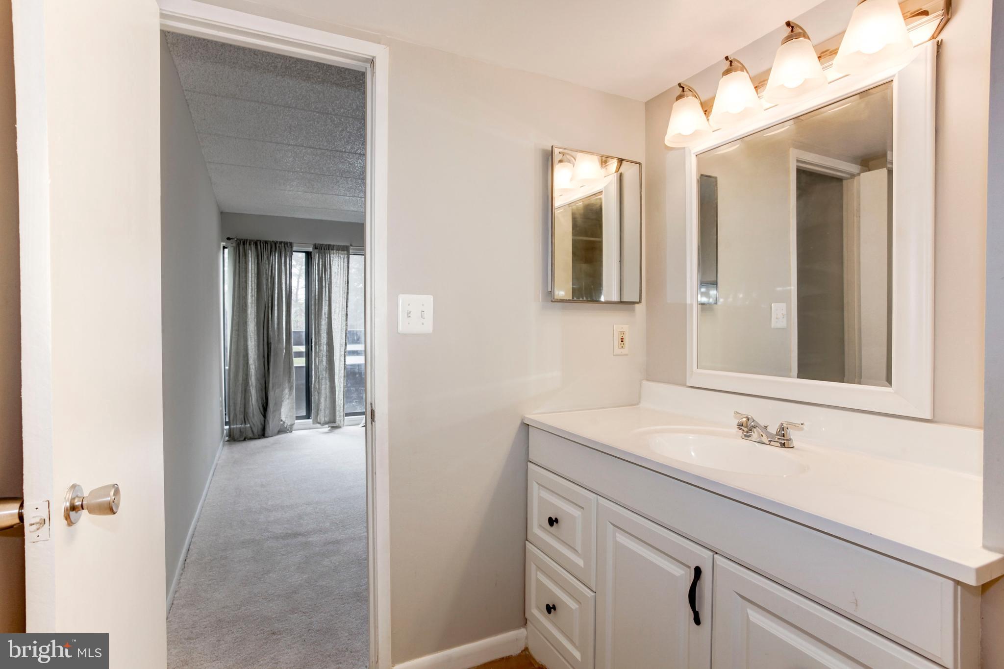 11557 Rolling Green Court, Unit 201 Reston, VA 20191 - Photo 20 of 29