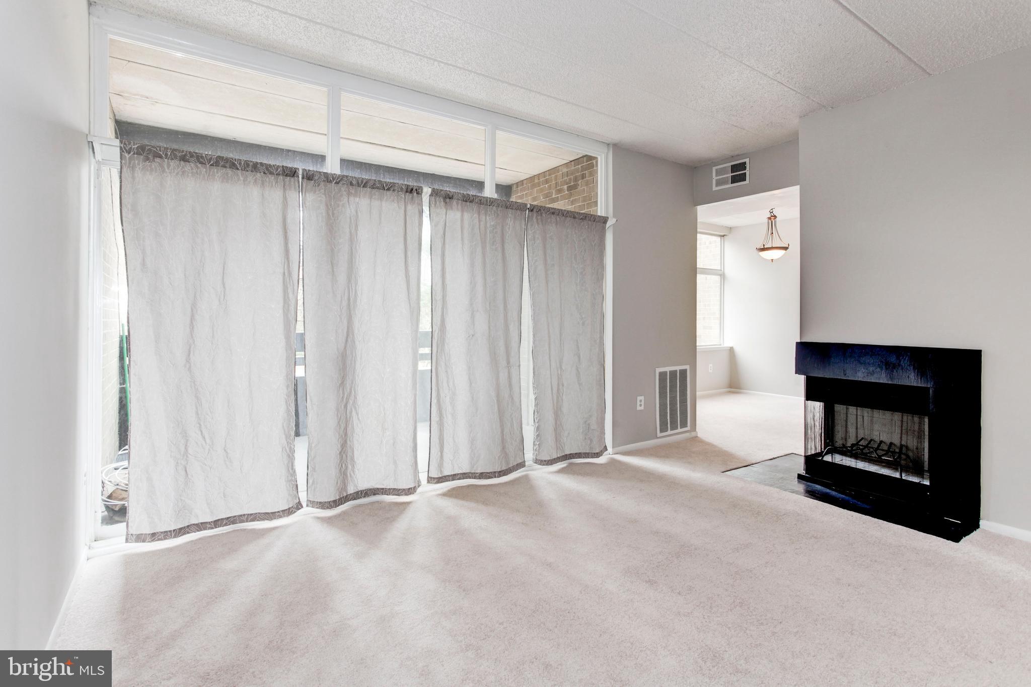 11557 Rolling Green Court, Unit 201 Reston, VA 20191 - Photo 5 of 29