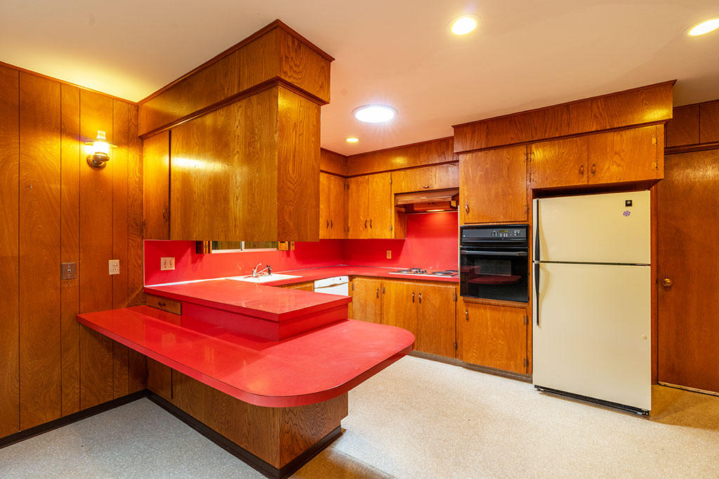 3504 Edgewood Road Eureka, CA 95501 - Photo 3 of 17 Kitchen