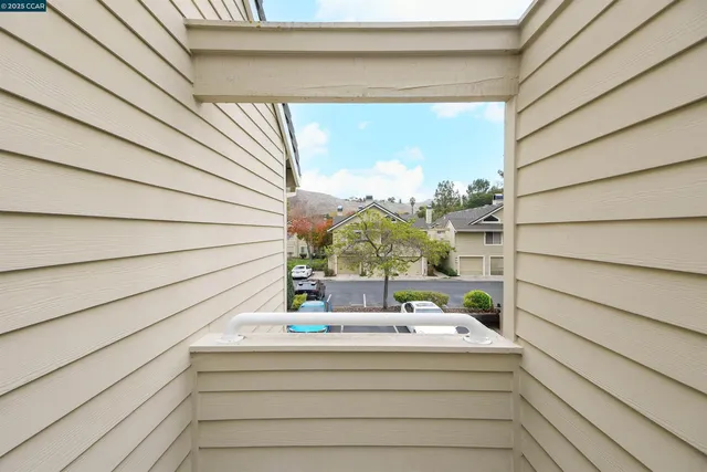 $388,000 | 408 Lighthouse Court, Hercules, CA 94547