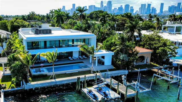 $42,000,000 | 375 North Hibiscus Drive, Miami Beach, FL 33139