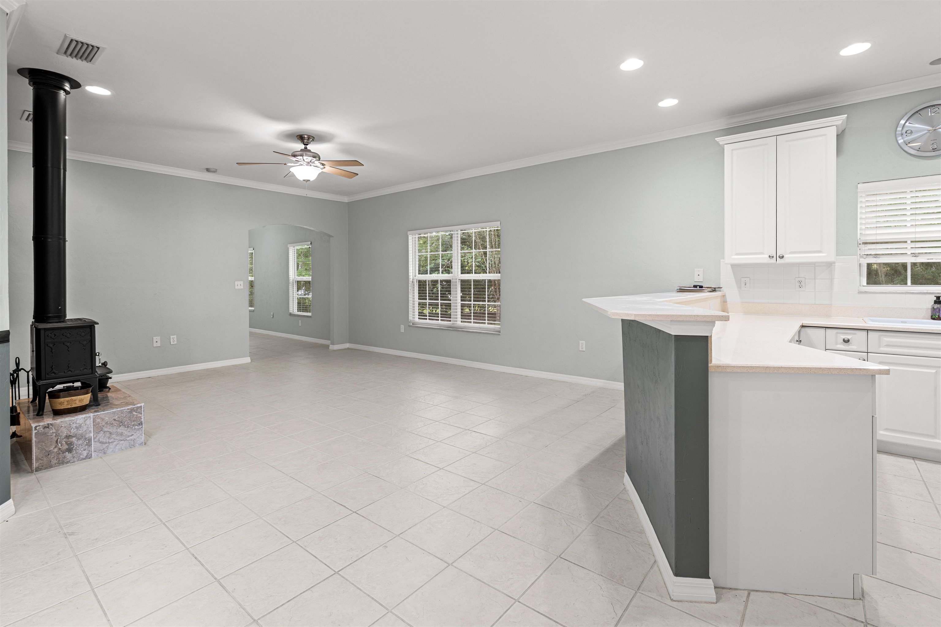 5149 Northwest 80th Road Gainesville, FL 32653 - Photo 7 of 24 Gallery Image 7