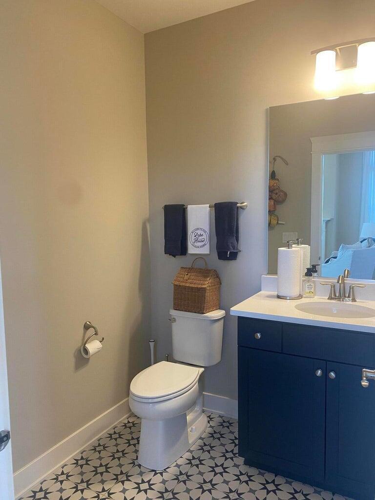 2809 Launch Drive Delavan, WI 53115 - Photo 6 of 25 nantucket powder room