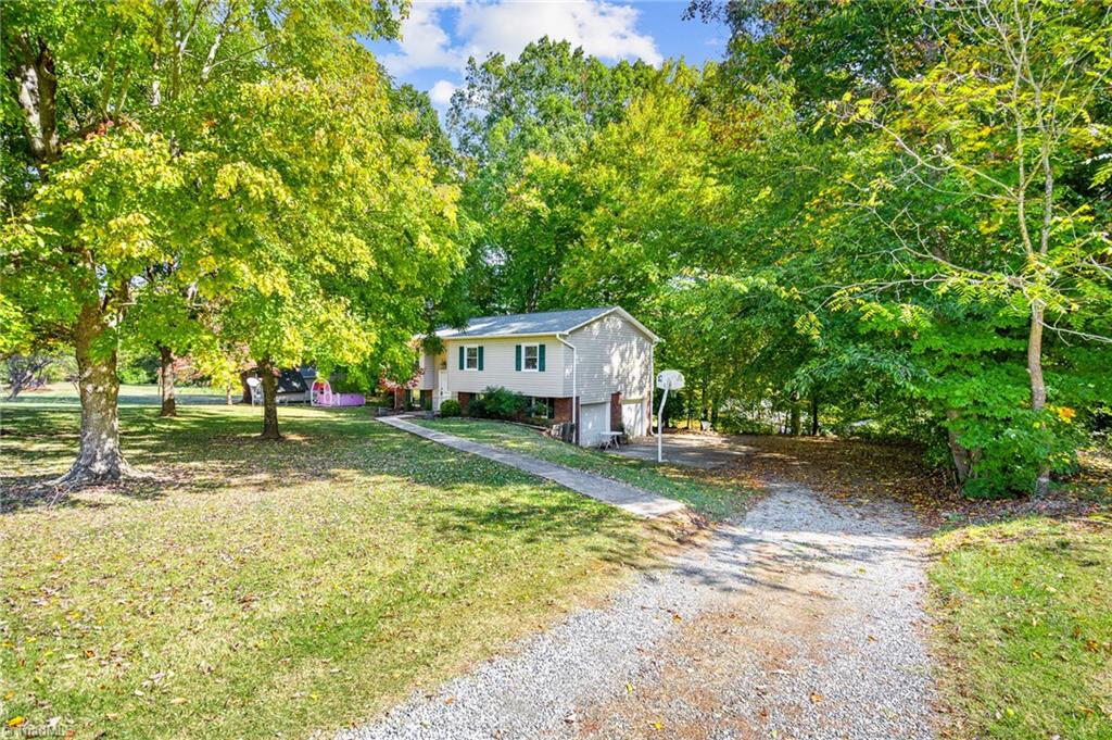 970 Helmstetler Road Lexington, NC 27295 - Photo 4 of 34