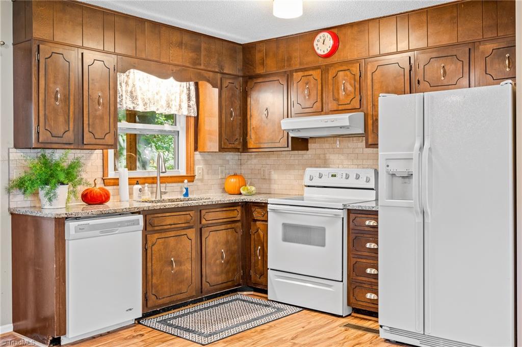 970 Helmstetler Road Lexington, NC 27295 - Photo 10 of 34