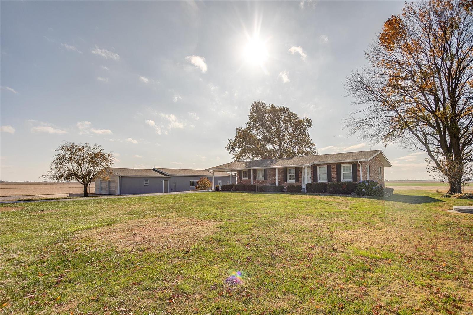 10848 Seger Road Trenton, IL 62293 - Photo 5 of 26