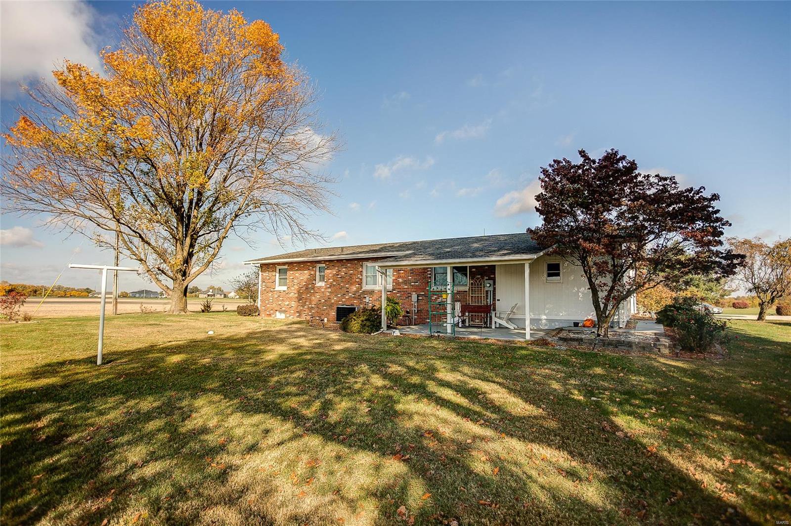 10848 Seger Road Trenton, IL 62293 - Photo 9 of 26