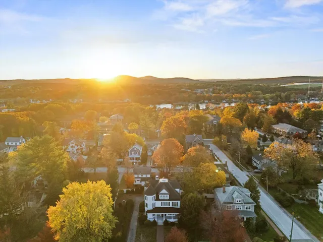 $875,000 | 2108 Elm Street, Manchester, NH 03104