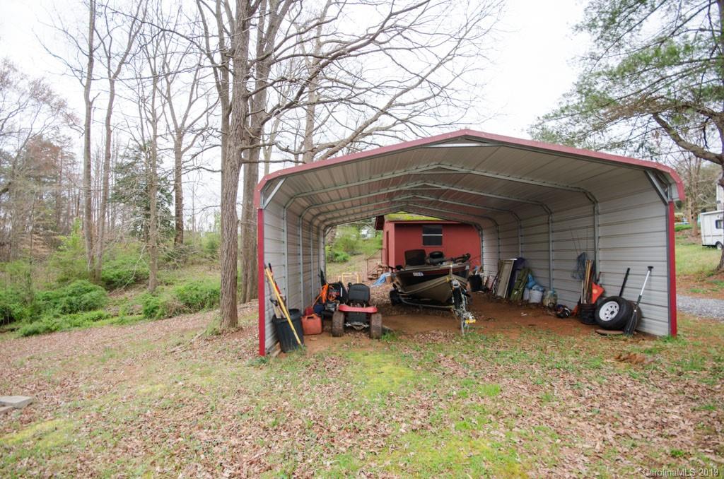 2049 Smith Farm Road Lincolnton, NC 28092 - Photo 8 of 27 Gallery Image 8