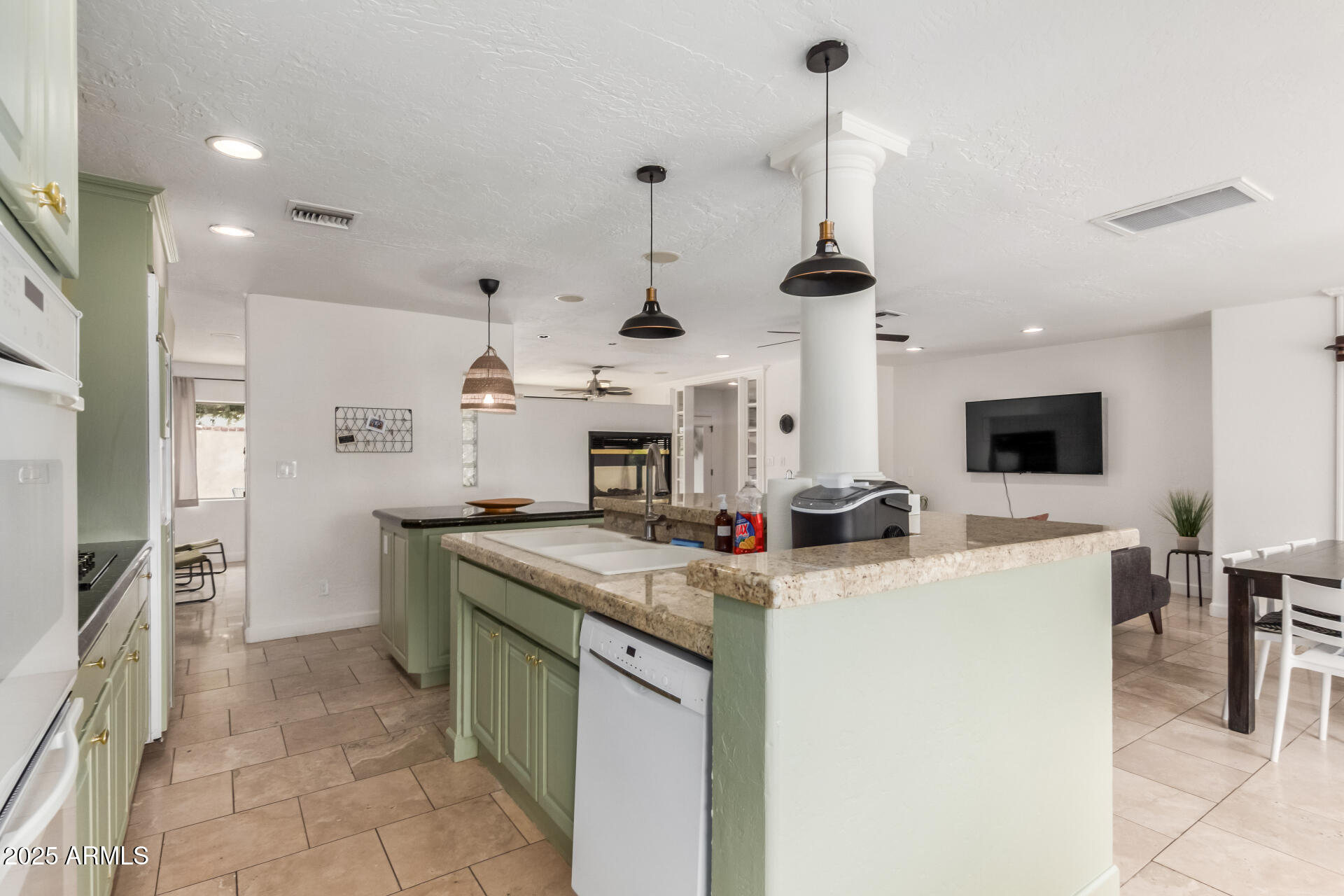 7210 North 17th Avenue Phoenix, AZ 85021 - Photo 13 of 40 16 17th