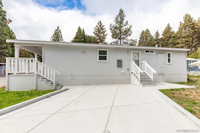 $179,900 | 22899 Byron Road, Unit SPC 92, Crestline, CA 92325