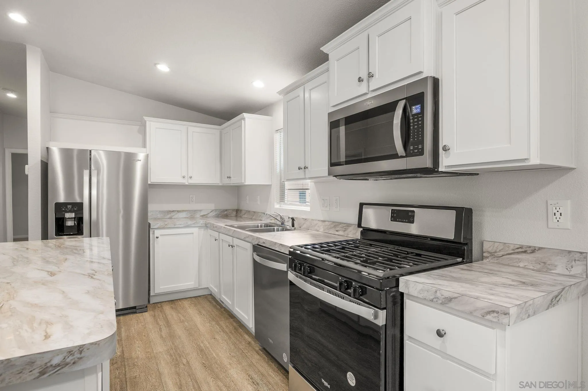 22899 Byron Road, Unit SPC 92 Crestline, CA 92325 - Photo 4 of 28