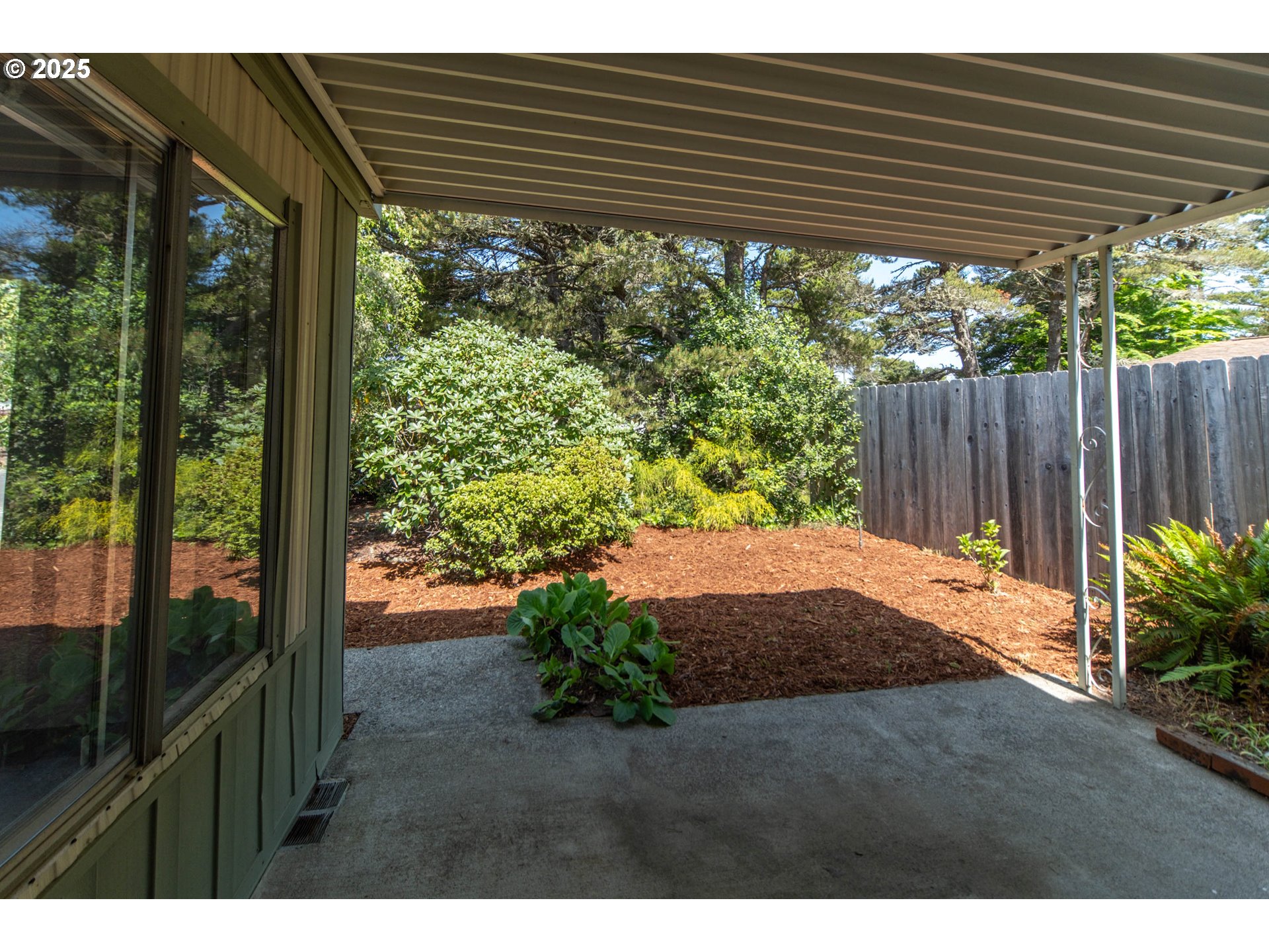 790 Siano Loop Florence, OR 97439 - Photo 16 of 43 Gallery Image 16