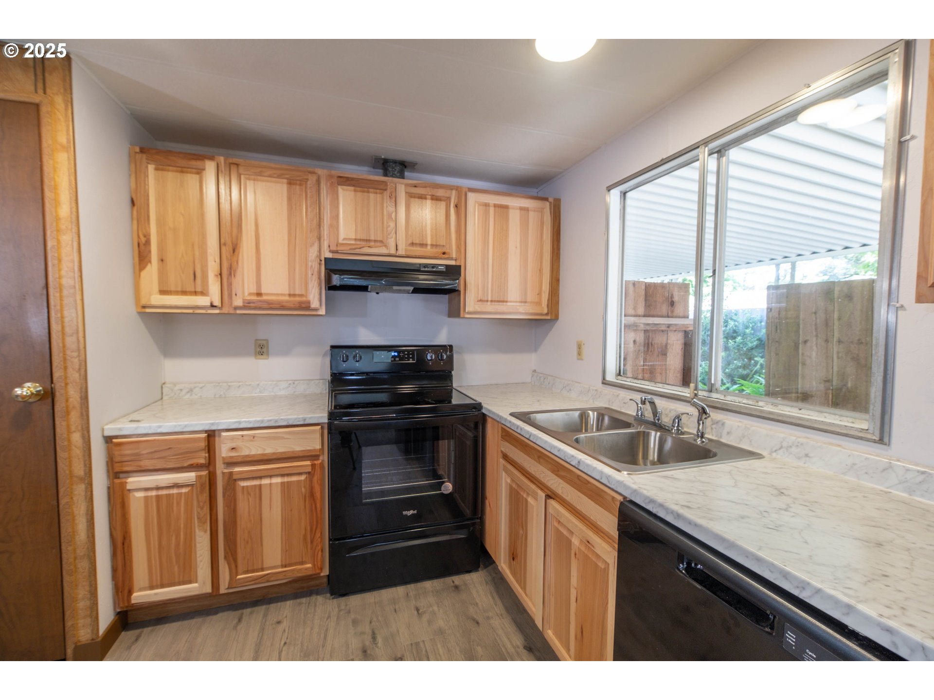 790 Siano Loop Florence, OR 97439 - Photo 23 of 43 Gallery Image 23