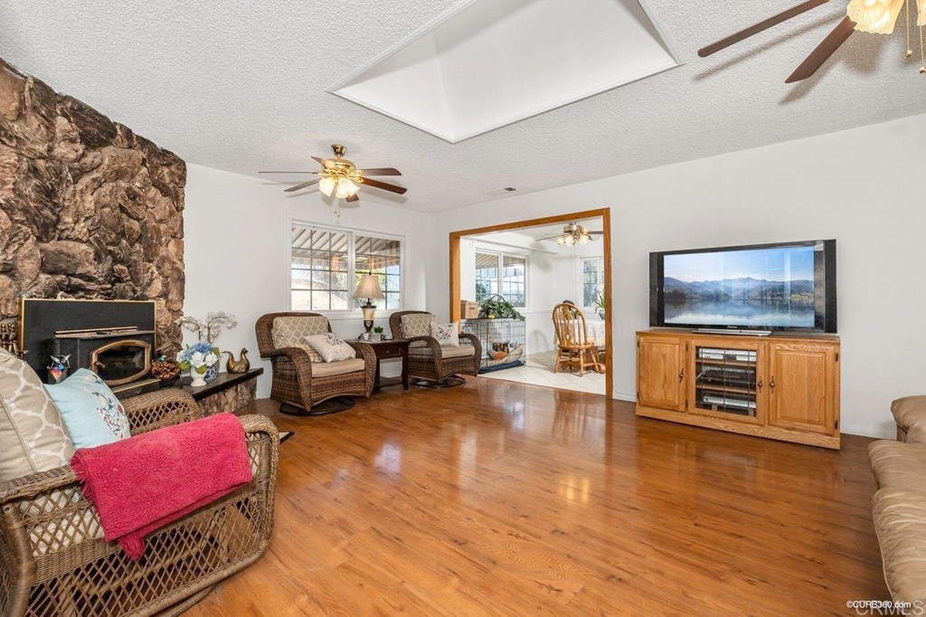 12117 Valhalla Drive Lakeside, CA 92040 - Photo 2 of 28