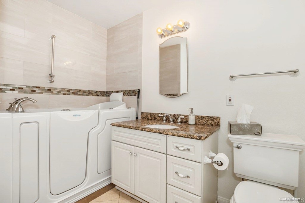 12117 Valhalla Drive Lakeside, CA 92040 - Photo 12 of 28