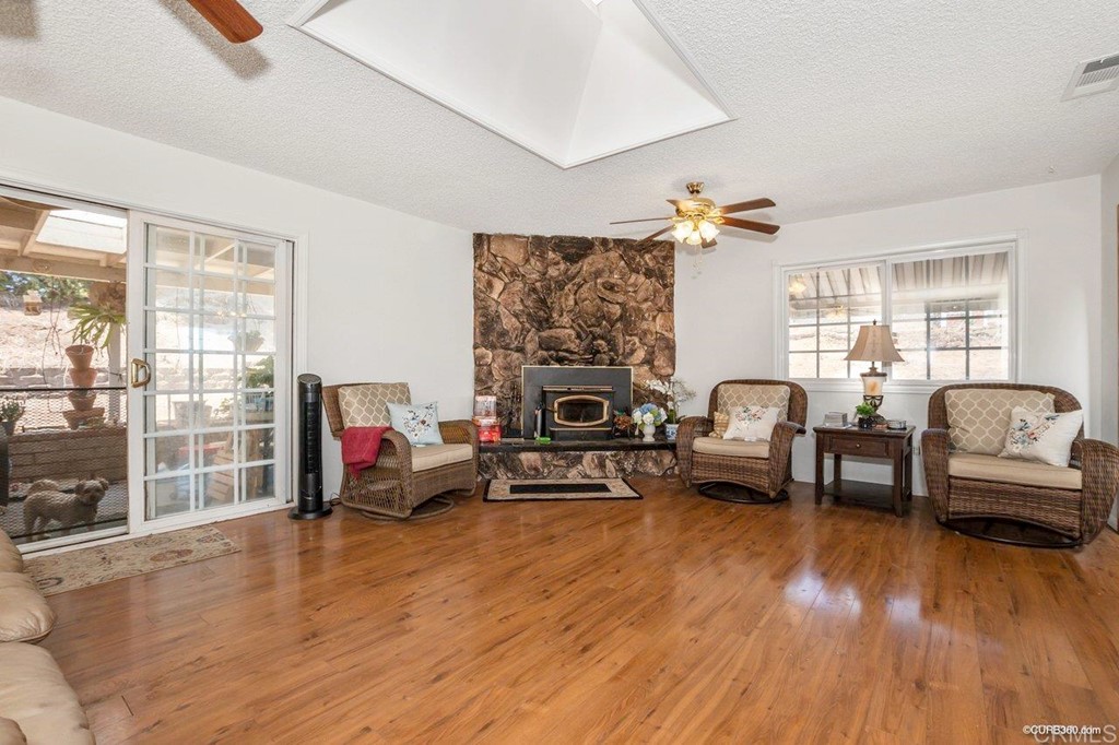 12117 Valhalla Drive Lakeside, CA 92040 - Photo 3 of 28