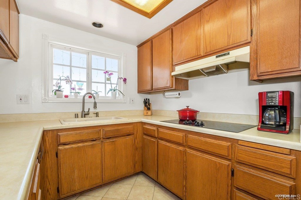 12117 Valhalla Drive Lakeside, CA 92040 - Photo 5 of 28