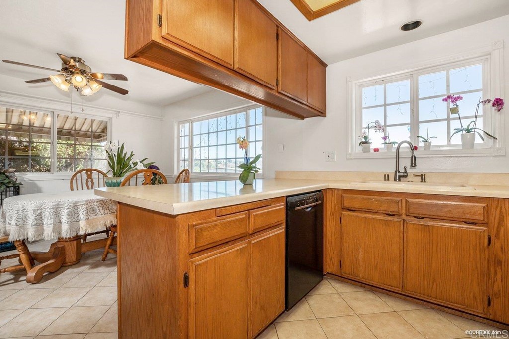 12117 Valhalla Drive Lakeside, CA 92040 - Photo 8 of 28