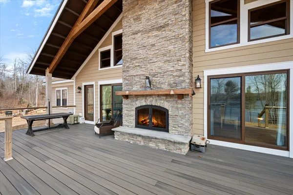 $1,100,000 | 17 Hopkins Lane, Verona Island, ME 04416